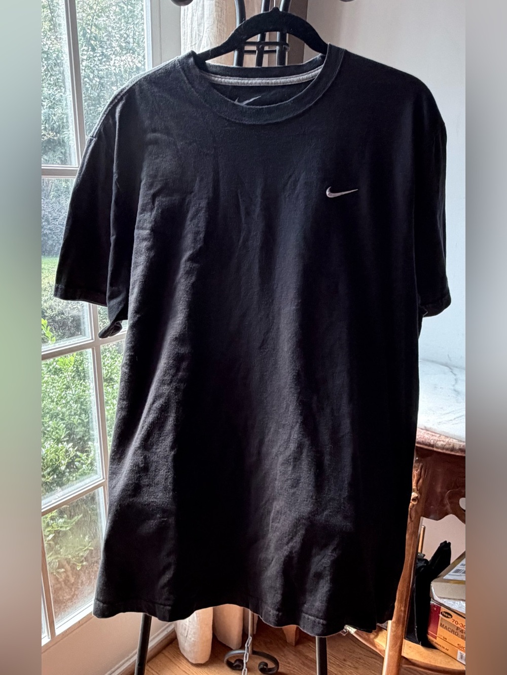 Nike Standard Fit Embroidered Swoosh T-Shirt Black 2XL